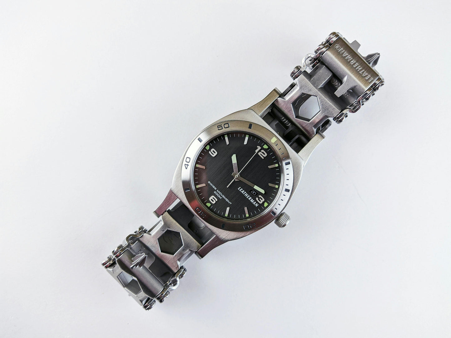 Minimalist Stainless Steel Casual Watch for Men & Women